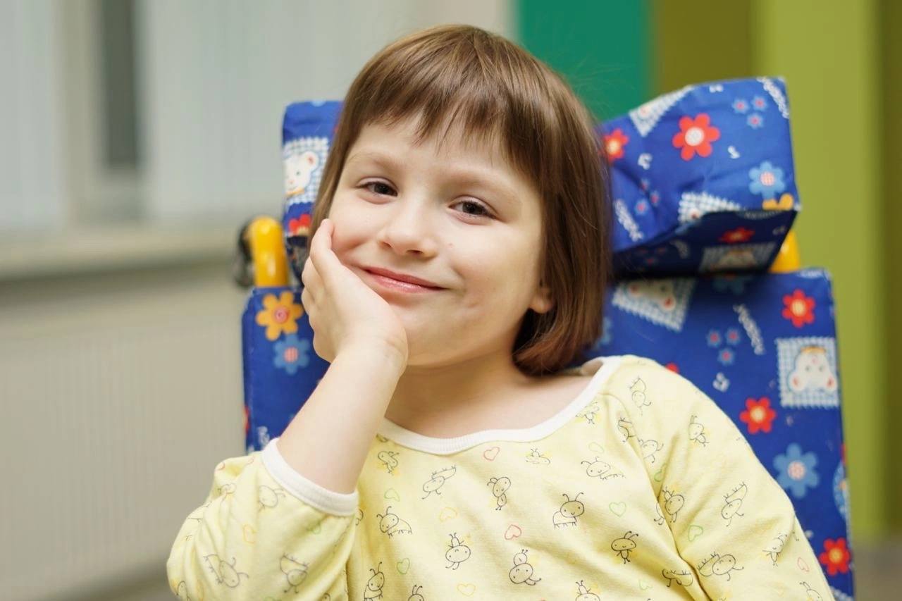 Жене нужна заботливая няня во время нахождения в больнице!